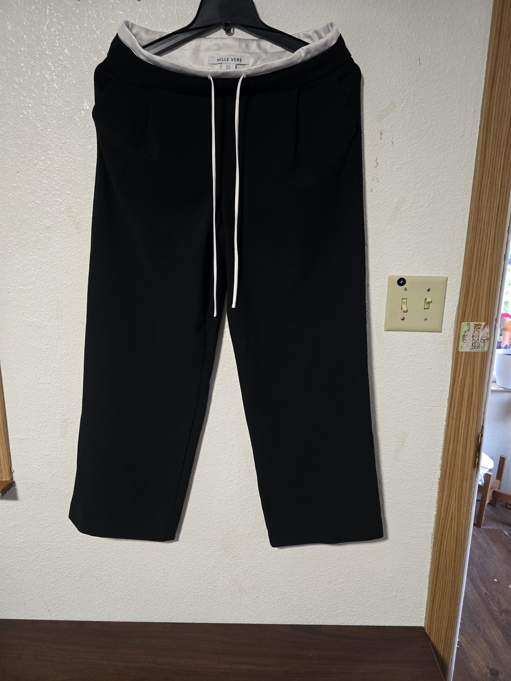 Julle Vera Black Wide-Leg Pull-On Pants with White Drawstring